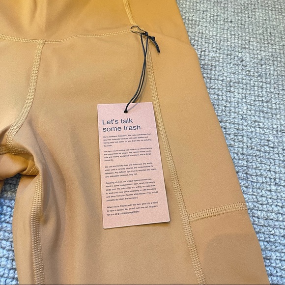 Girlfriend Collective Compressive Pocket Legging in Twig (XS) - Picture 6 of 9